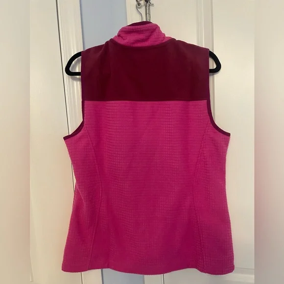 NWT Lands’ End Pnk Grid Fleece Vest - Picture 9 of 10